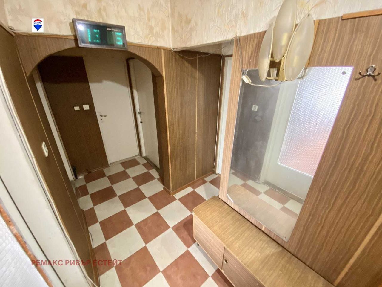 Продава се Тристаен апартамент в Русе, Дружба 1 - 78 кв.м за 1050 €/кв.м - Снимка #10