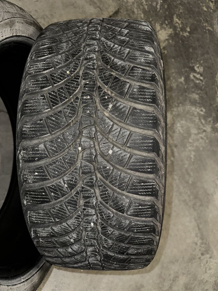 Зимни гуми Kumho 19