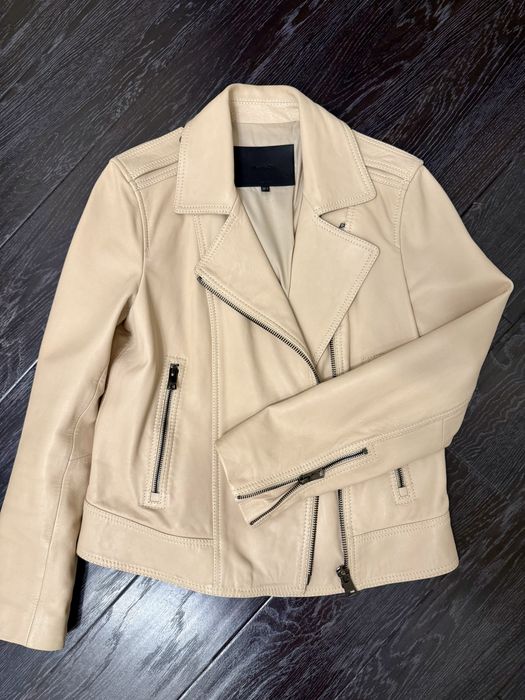 Кожаная куртка- косуха Massimo Dutti