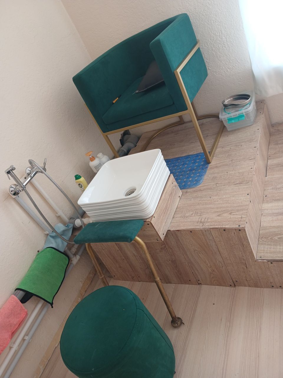 Pedikyurniy kreslo