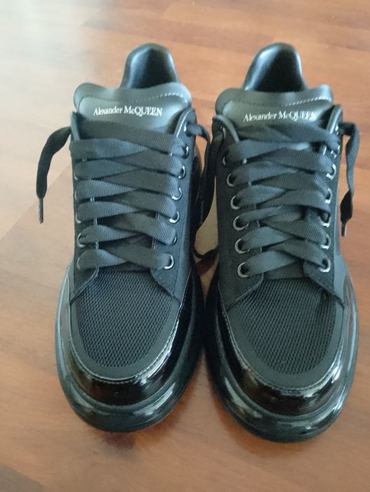 Мъжки обувки Alexander McQueen.