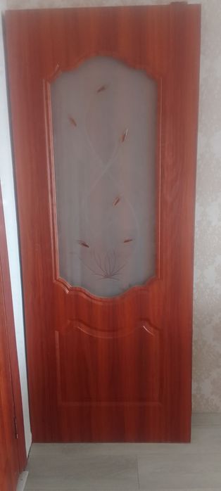 Продам межкомнатные двери