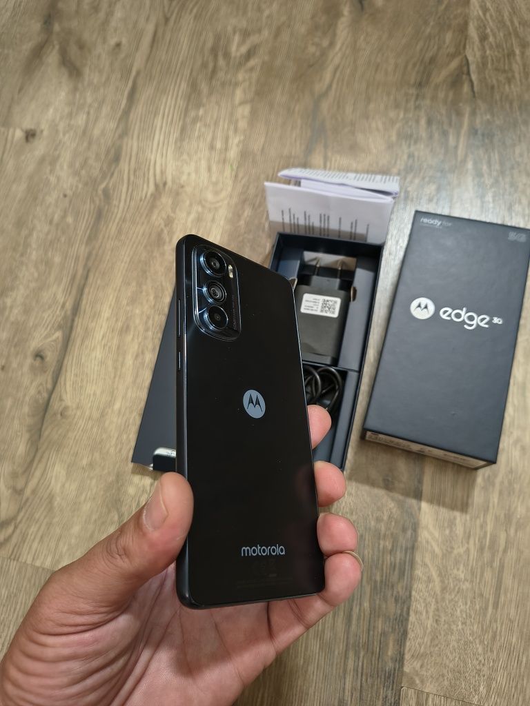 Motorola edge 30