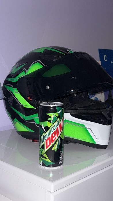 Vând cască Agv K1S,