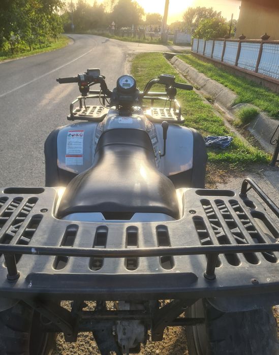 Vând atv polaris magnum 330