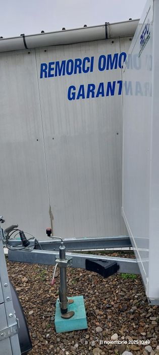 Remorca Box Cargo 750 kg