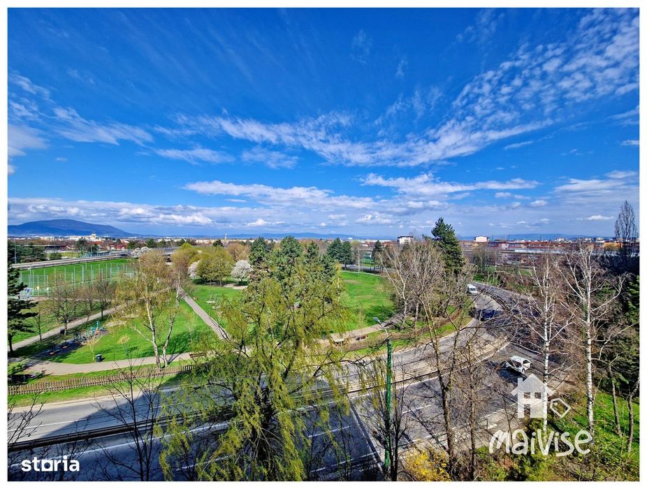 Apartament 3 camere de vanzare, str.Tudor Vladimirescu