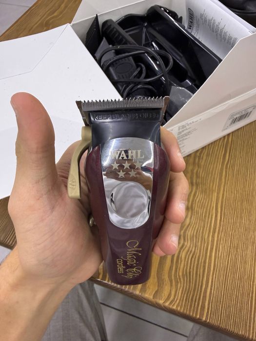 Сартарошлар учун вахл межик машинка сотилади