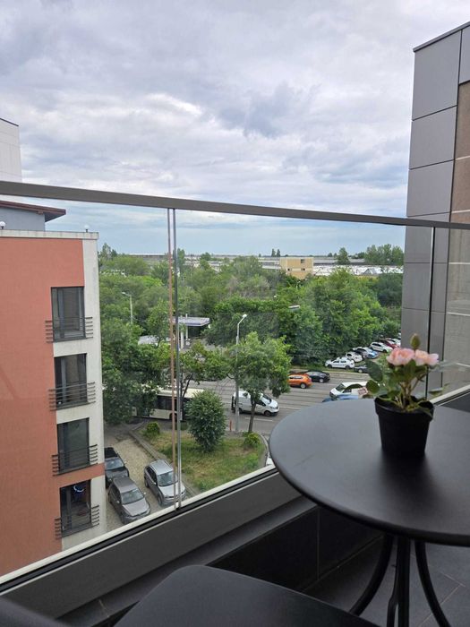 Apartament de închiriat – 3 camere, Sector 1, lângă Hotel Phoenicia