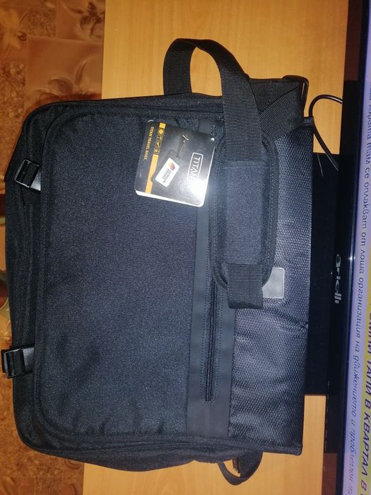 Нова чанта, за лаптоп. Немска с етикет.