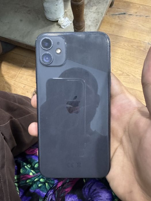 Apple iphone 11.