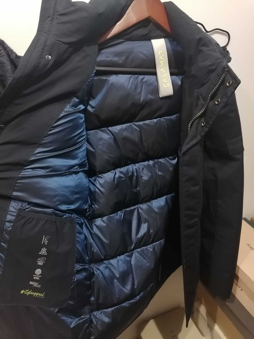 Разпродажба на мъжки дрехи и обувки