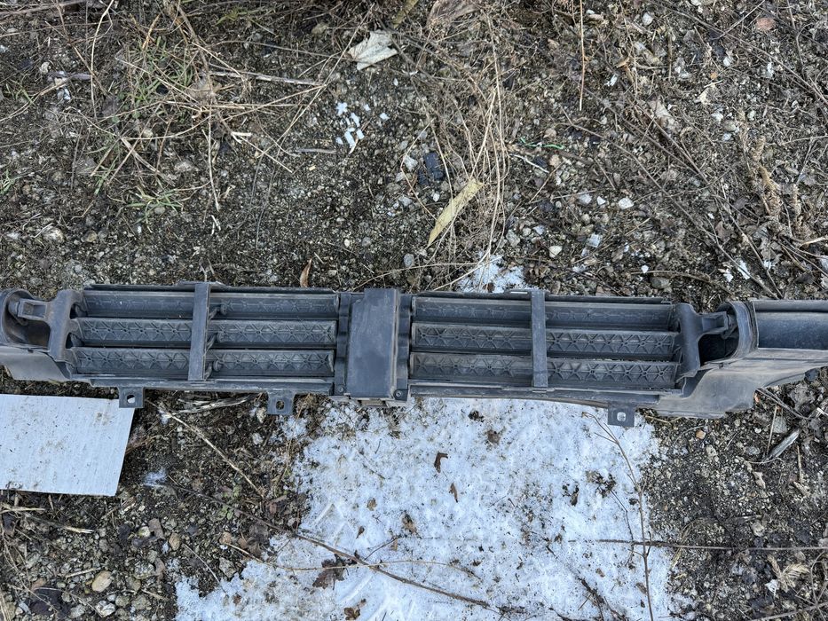 Фарове и части от предница BMW 7 201