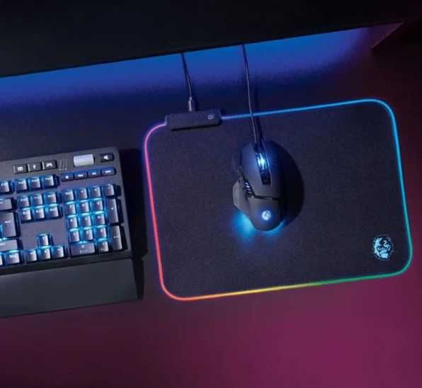 Геймърска подложка за мишка Silvercrest RGB