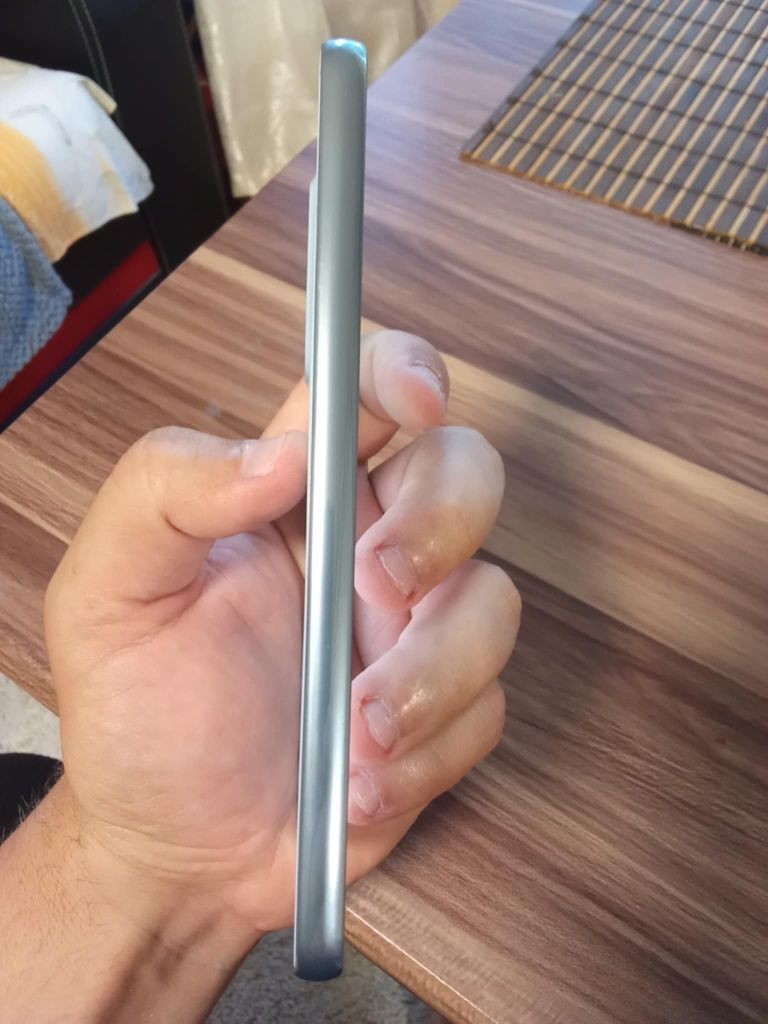 Vând Samsung  A 53