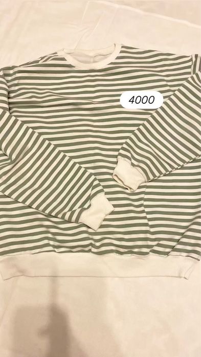 Продам женскую одеджу