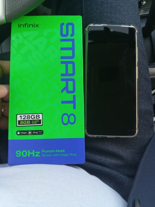 Infinix smart 8 telefoni