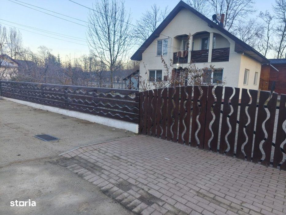 Casa 5 camere, 210mp, zona Gramesti, Siret