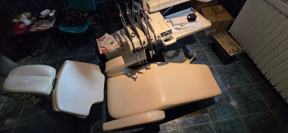 Scaun stomatologic vechi