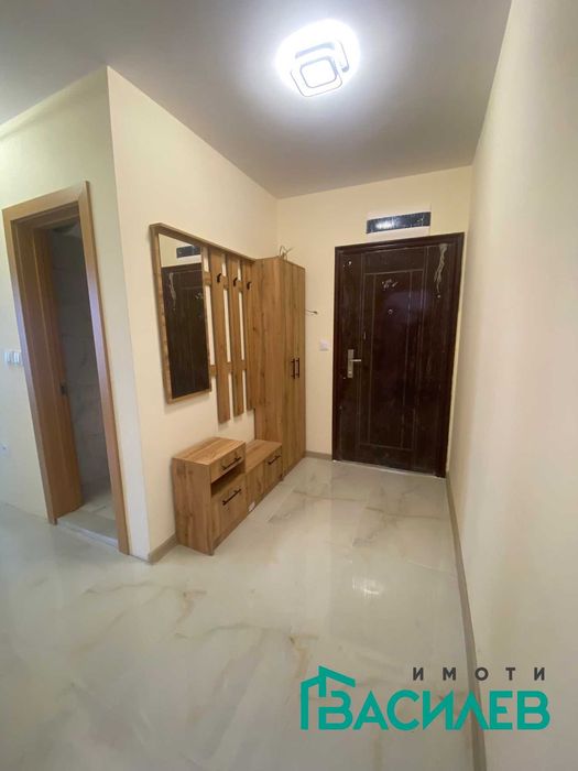 Дава се под наем Тристаен апартамент в София, Център - 86 кв.м за 816 € - Снимка #9