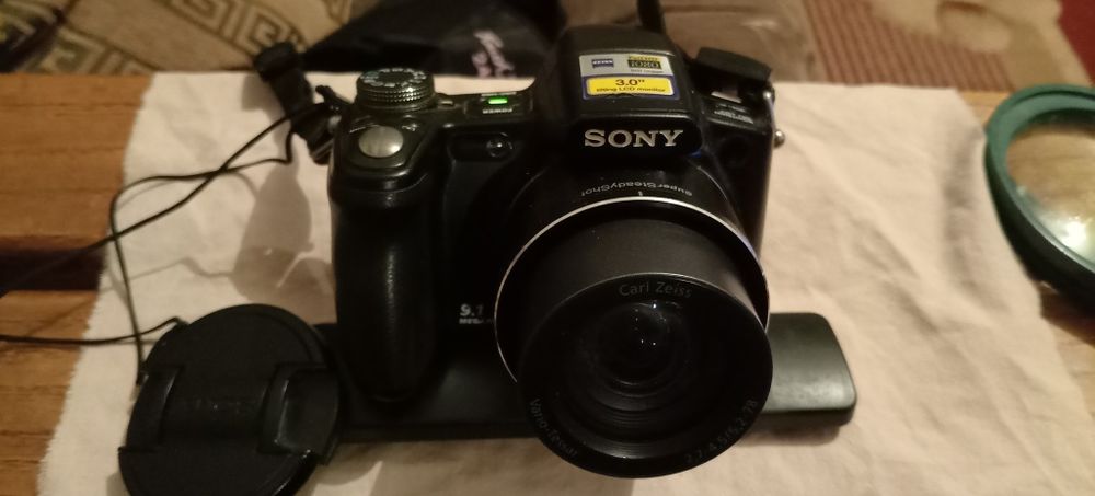 Фотокамера Sony в рабочем состоянии