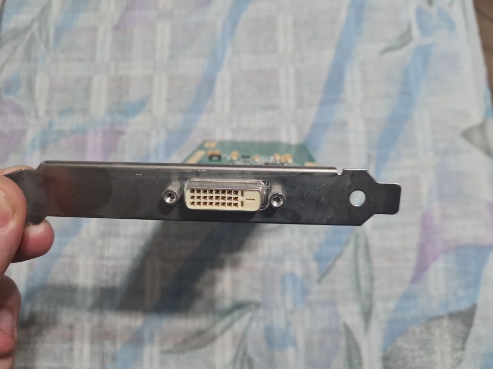 Orion Silicon Image PCI-E x16 Видео карта на DVI