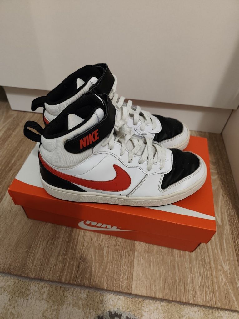 Боти Nike 40 номер