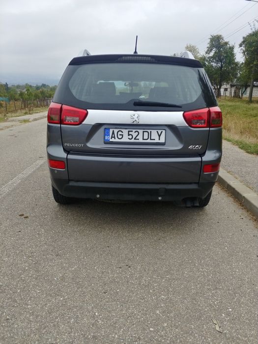 Peugeot 4007 Diesel 4x4 7 Locuri