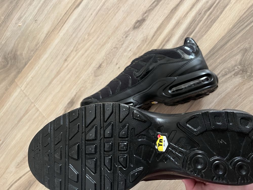 AirMax Plus Tn Black *НОВИ* + ПОДАРЪК