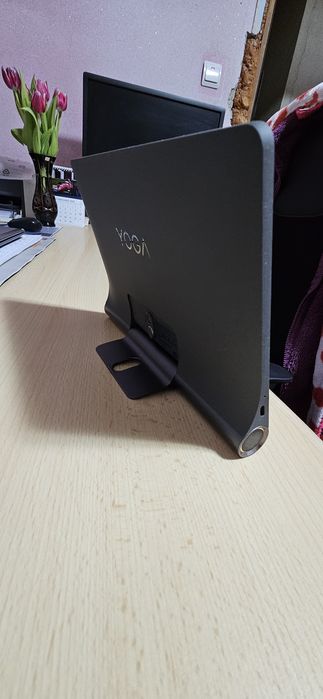 De vanzare tableta Lenovo Yoga Smart Tab IMPECABILA!!!