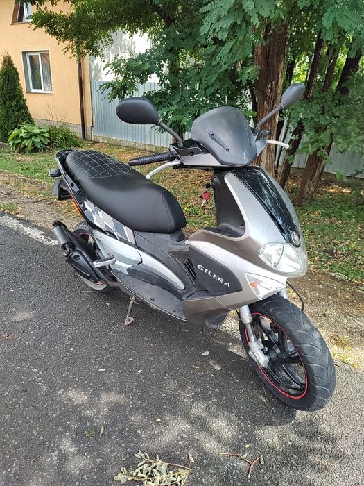 Vând Scuter Gillera Runner 49cc