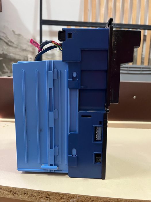 Vand acceptator bacnote ict