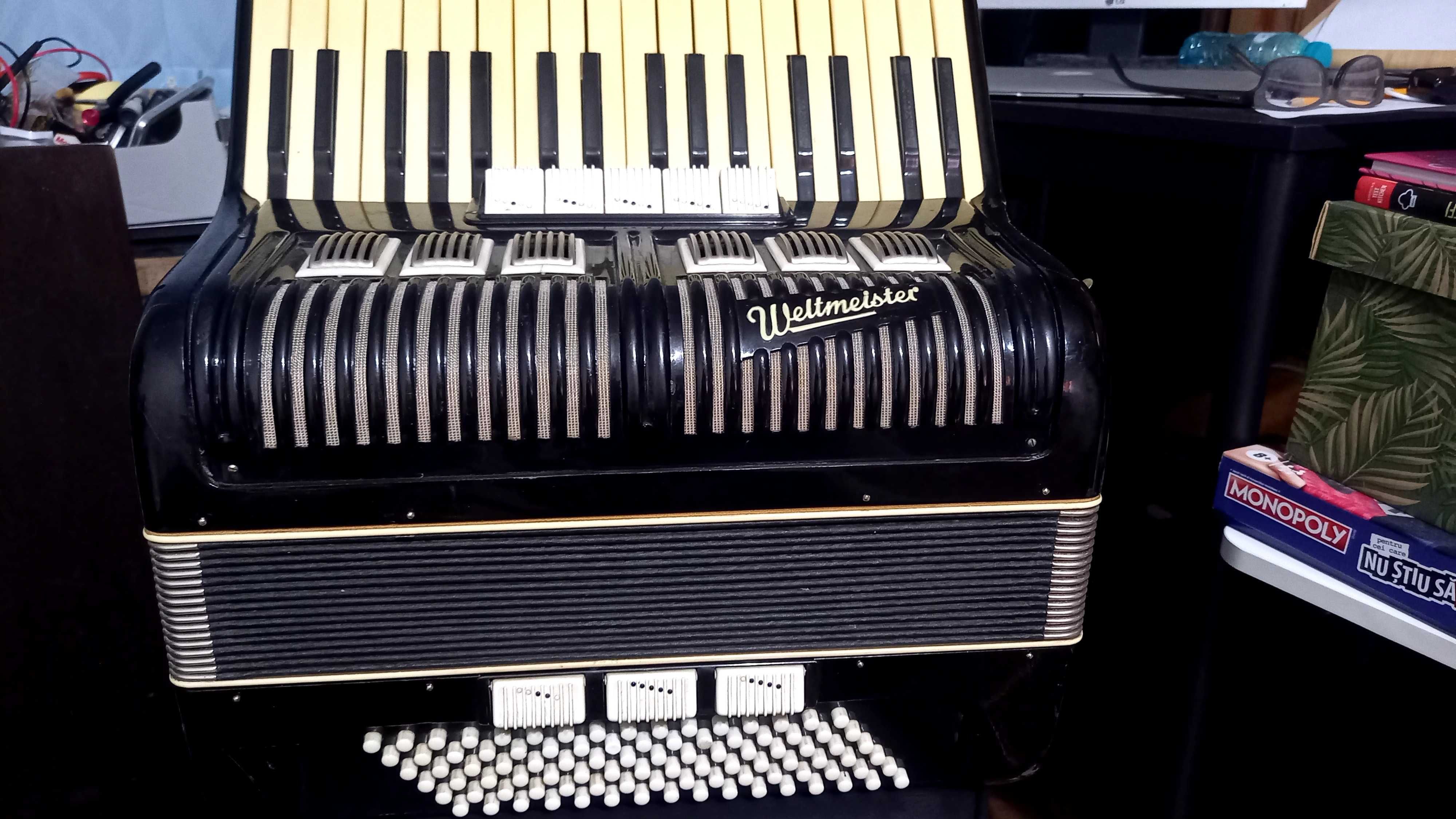 Acordeon Weltmeister 96 Basi