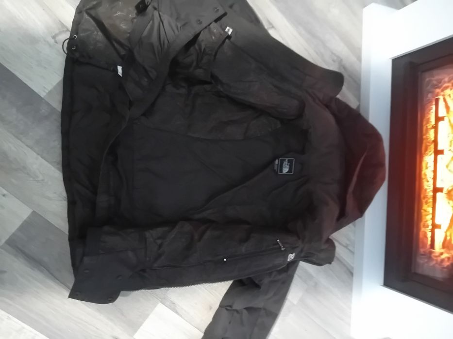 Vând geaca de iarna The North Face