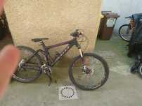 Bicicleta Scott genios cadru de carbon