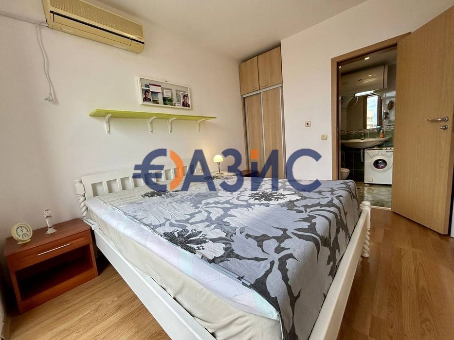 Двустаен апартамент в комплекс Ashton Hall, 118 кв.м., Слънчев бряг,