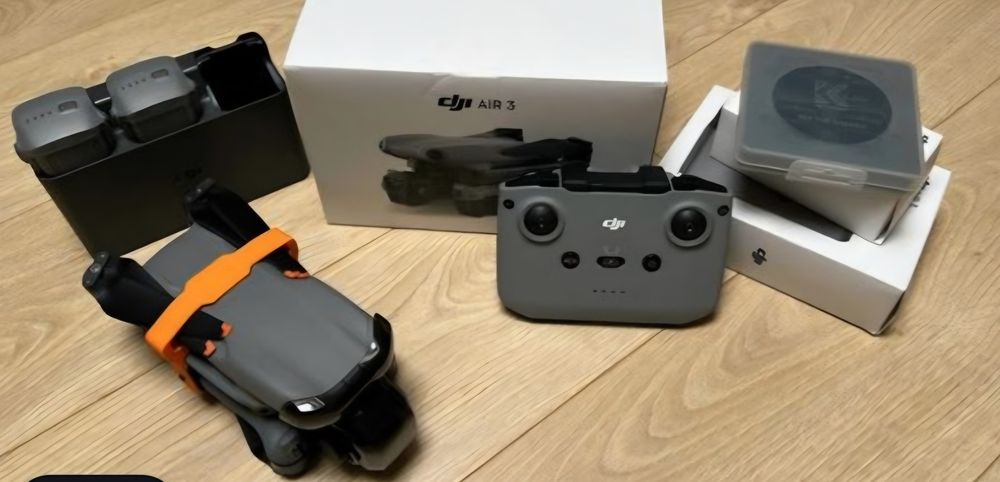 Drona DJI Air3 +accesorii