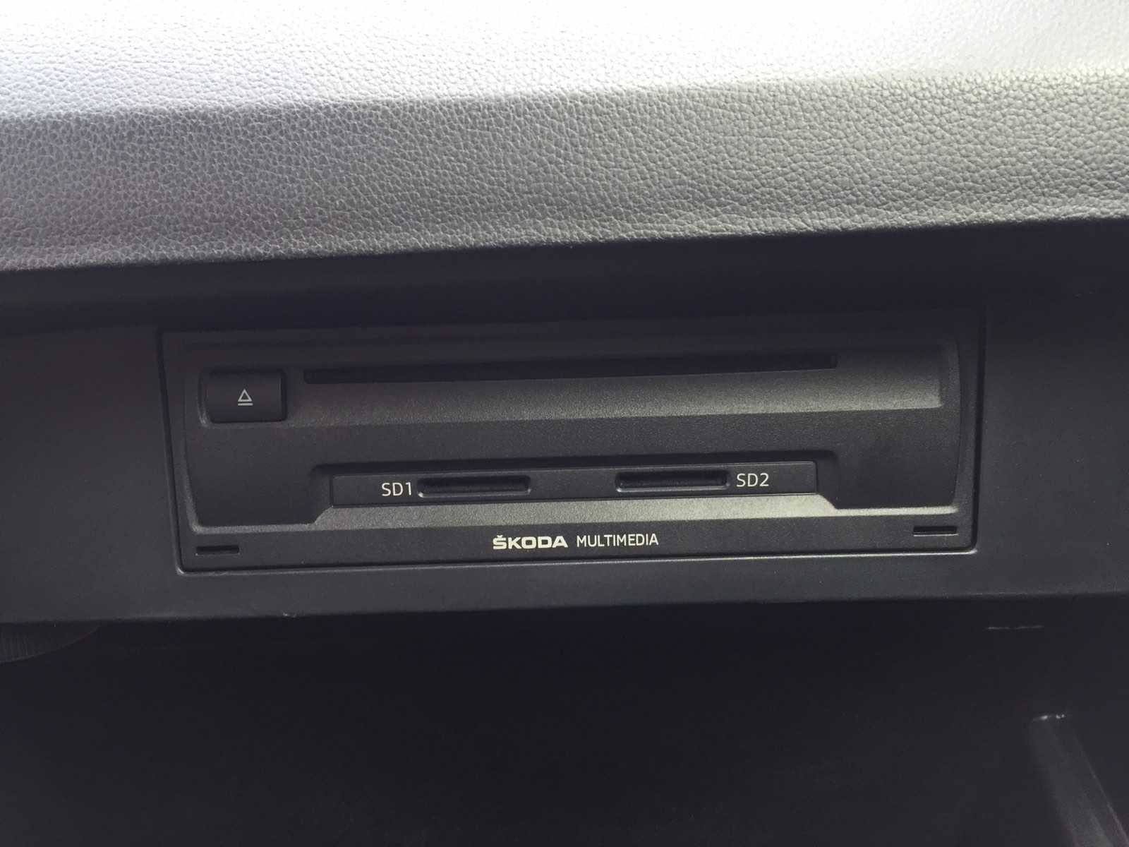 2024 SD карта за навигация VW Skoda SEAT 5FO MIB1 Golf Octavia Leon