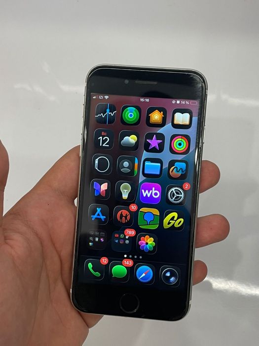 Iphone se 2020 / 128Gb