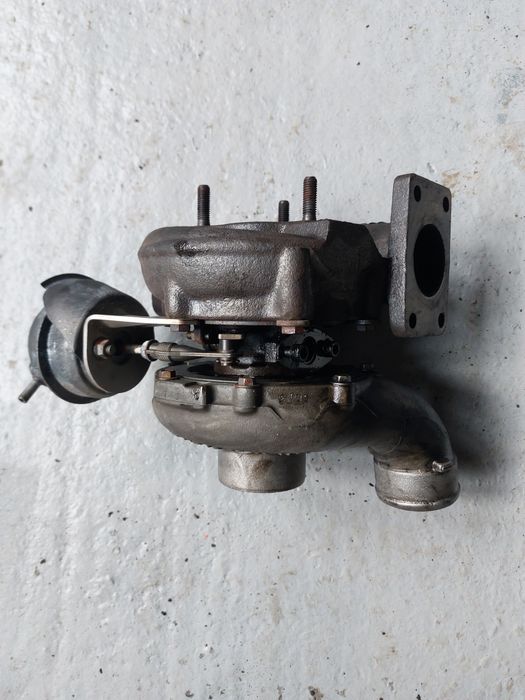 Turbo Turbina AUDI A4 B7 2.5 TDI V6 BDG