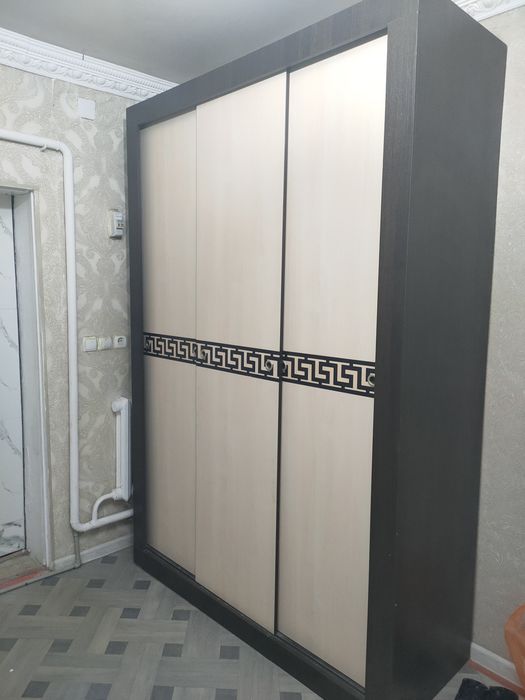 Продаю шифонер шкаф