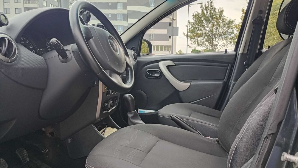 Dacia Sandero Stepway  1.6  8V (84 к.с.)