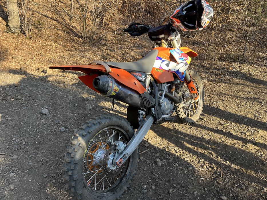 KTM НА ЧАСТИ цял мотор  2005г