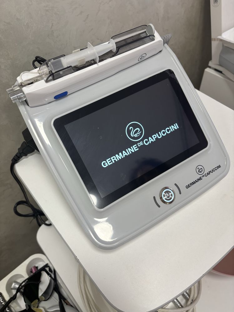 Козметичен Апарат Mesoboost - GERMAINE DE CAPUCCINI