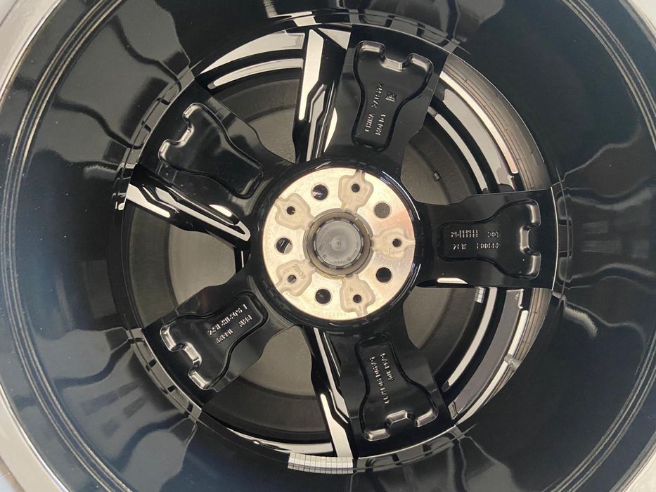 Jante Originale BMW M packet R21 Seria7 G70 echipate vara noi
