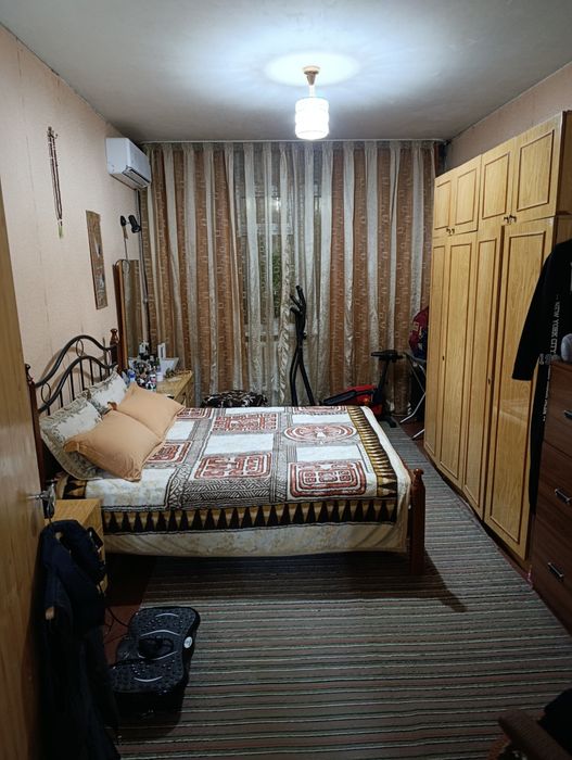 Продается квартира на Чиланзаре-8 квартал 2/4/4 зеркалка