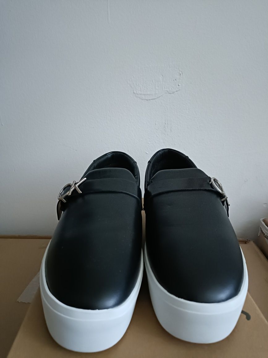 Сникърси Calvin Klein номер 40 код 20A