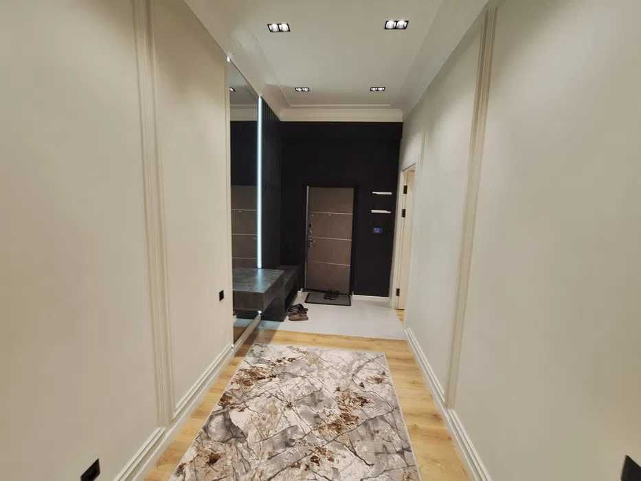 Продается Срочно квартира на ЦУМ! ор-р 110 школа! 2/2/4