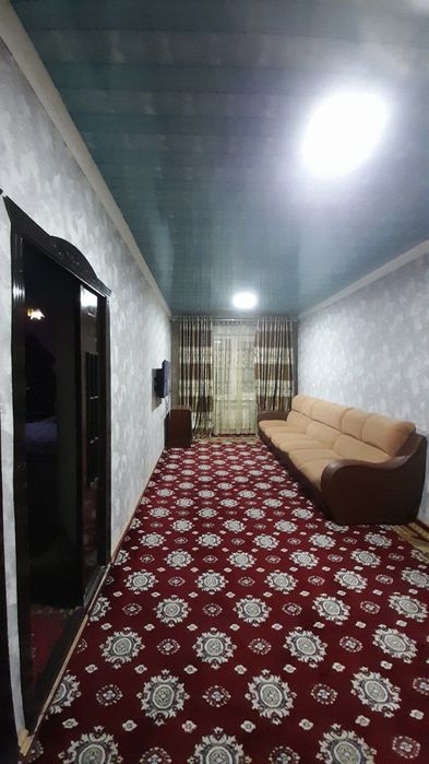 Chirchiq shahar 8 -mikrarayonda 4 xonaliy kvartira srochna sotiladi!