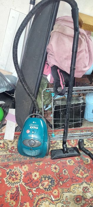 Пылесос отдам отличый